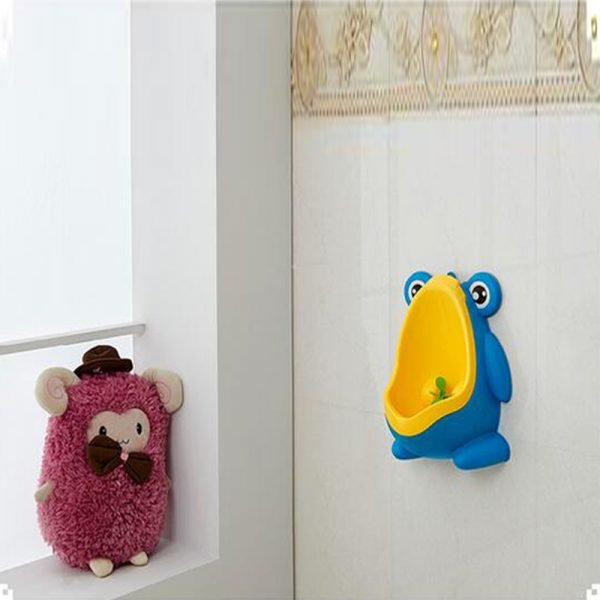 New Arrival Baby Boy Potty Toilet Training Frog Children Stand Vertical Urinal Boys Penico Pee Infant 3