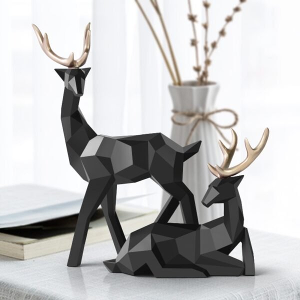 Statue Deer Resin Reindeer Sculpture Decoration Nordic Home Decor Scandinavian Deers Figurines for Interior Tabletop Decor 3
