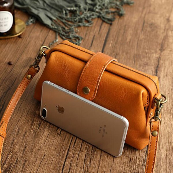 Top Quality Pure Cowhide Shoulder Bags Copper Buckle Messenger Bag Genuine Leather Fashion Ladies Crossbody Bags 2