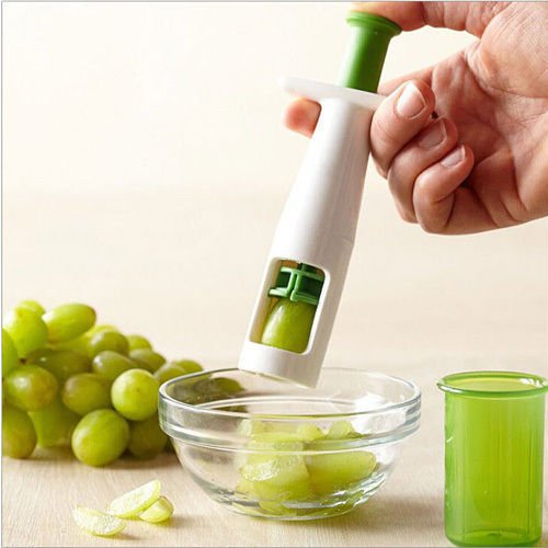 1Pc Fruit Divider Grape Tomatoes Splitter Cherry Food Cutting Tool Kitchen Fruit Vegetable Tools Slicer Creative 1