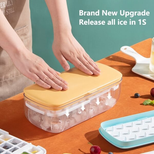 Ice Cube Tray with Storage Box Quick Demould Ice Cube Moulds Lazy Ice Maker for Cocktail